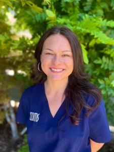 Central Coast Oral & Maxillofacial  Surgery's Clinical Assistant, Graesyn